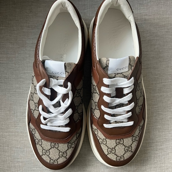 Never worn men’s Gucci sneakers, size 9 - Picture 2 of 6